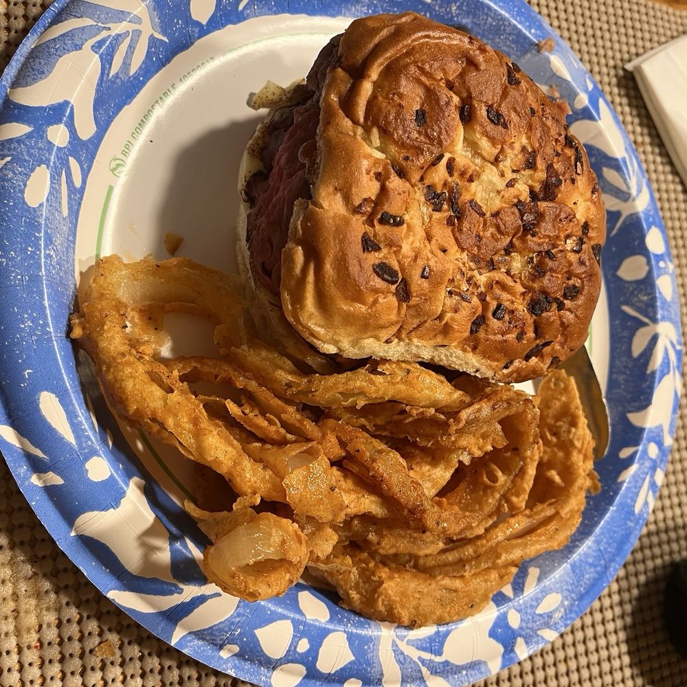 George & Leon’s - Tasty onion rings - Sandwiches Near Me - Westbrook, Maine George & Leon’s - Tasty onion rings - Sandwiches Near Me - Westbrook, Maine