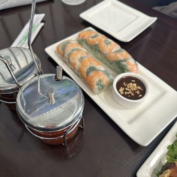 Saigon Bistro Sterling - Summer Fresh Spring Rolls (Goi Cuon) - Vietnamese Near Me - Sterling, Virginia