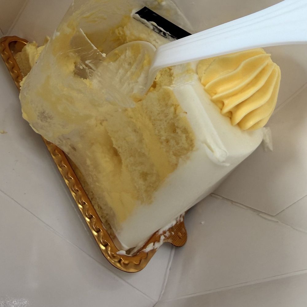 Tous Les Jours - Mango cloud cake - Desserts Near Me - Pleasant Hill, California Tous Les Jours - Mango cloud cake - Desserts Near Me - Pleasant Hill, California
