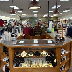 Assistance League of Eugene - Jewelry and store entry