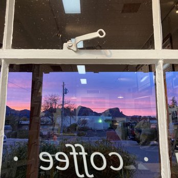 Cuptown - Beautiful sunrise view from the coffee shop! - Coffee & Tea Near Me - Sedona, Arizona Cuptown - Beautiful sunrise view from the coffee shop! - Coffee & Tea Near Me - Sedona, Arizona