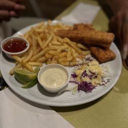 Tamboo Hotel & Restaurant