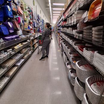 Dollarama - Discount Store Near Me - Pickering, Ontario
