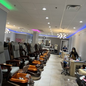 Delightful Nails - Nail Salons Near Me - Chandler, Arizona
