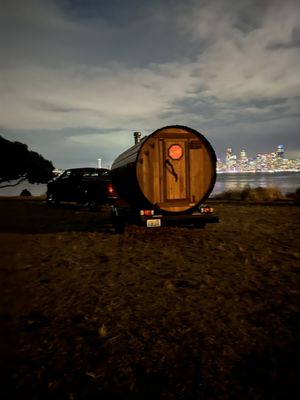 Hot Rocks Sauna Club - Image 12