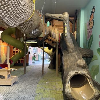 Above & Beyond Childrens Museum - Climb & slide - Children's Museums Near Me - Sheboygan, Wisconsin