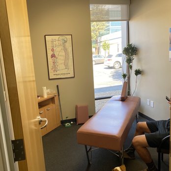 Athens Chiropractic - Clean treatment rooms - Sports Medicine Near Me - San Carlos, California Athens Chiropractic - Clean treatment rooms - Sports Medicine Near Me - San Carlos, California