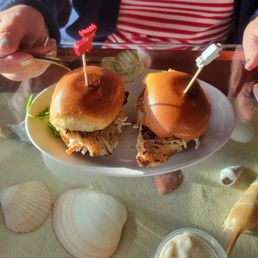 Grouper sliders Grouper sliders
