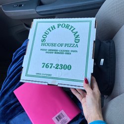 Supposed small pizza helllll that's a personal uffffff