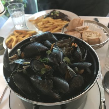 L'Alsace - Brasseries Near Me - Paris, 75
