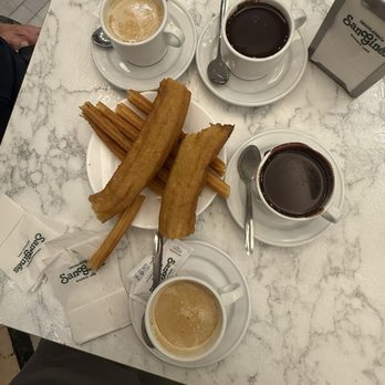 Chocolatería San Ginés - Photo 9: Churros, Porros, Hot Chocolates, and Cafe con Leches - Chocolatiers & Shops Near Me - Madrid, M