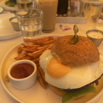 Flipper's - Pancakes Near Me - West Hollywood, California