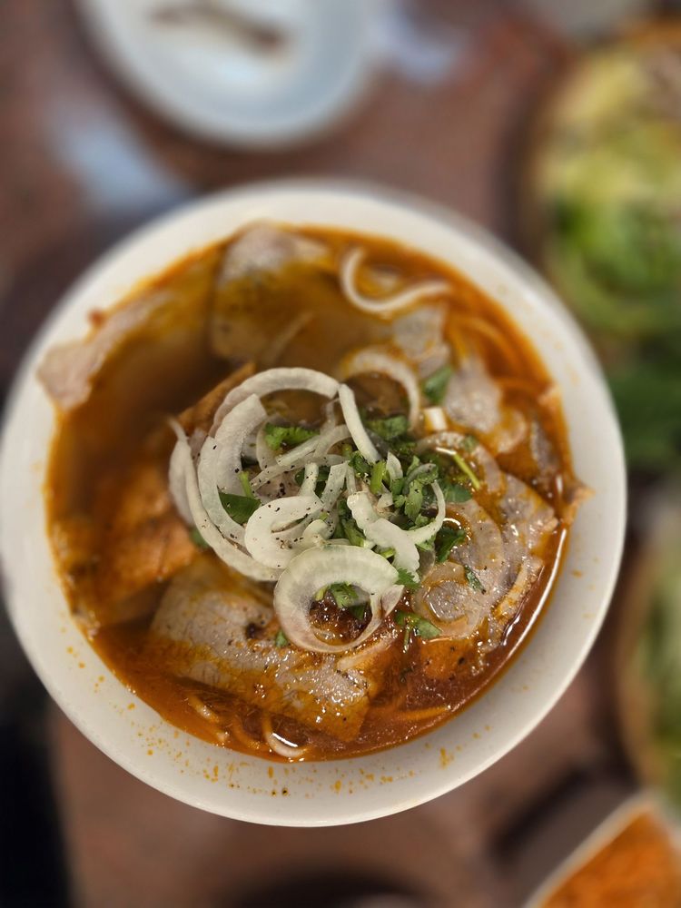 House of Pho Logo