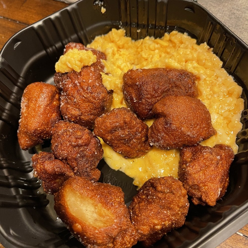 HomeGrown Brewing Company - Pretzel bites and beer cheese, apparently - Breweries Near Me - Oxford, Michigan