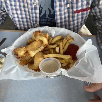 The Landings Restaurant - Seafood Near Me - Rockland, Maine The Landings Restaurant - Seafood Near Me - Rockland, Maine