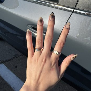 77 Nail Bar - Waxing Near Me - Forth Worth, Texas