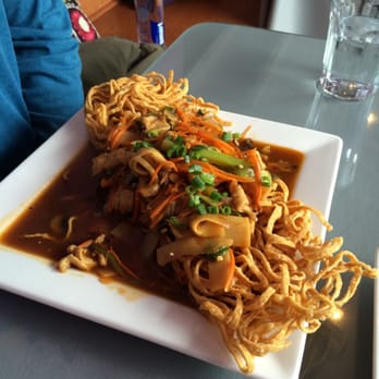 Cafe de Pho-Thai - Crispy Noodle dish - Vietnamese Near Me - Estes Park, Colorado Cafe de Pho-Thai - Crispy Noodle dish - Vietnamese Near Me - Estes Park, Colorado