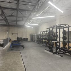 Weightlifting equipment