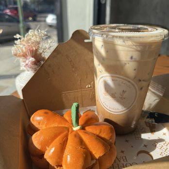 S3 Coffee Bar - pumpkin bagel & dirty chai - Coffee & Tea Near Me - Escondido, California