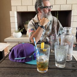 Comfortable outside patio! Comfortable outside patio!