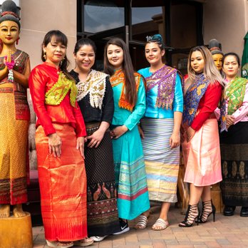 Thai Peru Restaurant - STAFF - Thai Near Me - Camarillo, California