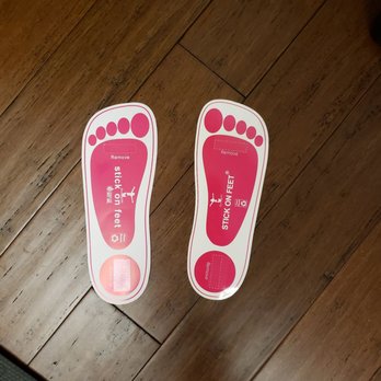Airbrush Tans OH - Feet protectors onsite for you - Spray Tanning Near Me - Columbus, Ohio