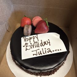 Fluffl Bakery & Cafe - Beautiful cake! Chocolate mousse excited to try!