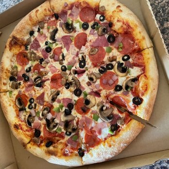 Moe’s Giant Pizza - Supreme Pizza - Pizza Near Me - Vista, California