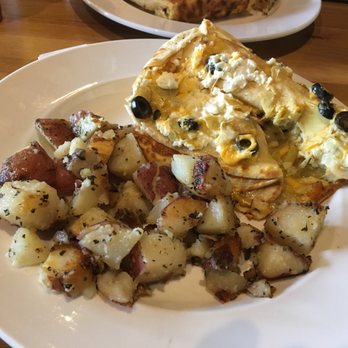 Cafe Dantorels - Greek delight crepe - Cafes Near Me - Sacramento, California