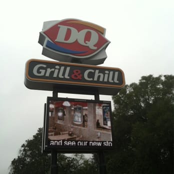 Dairy Queen Grill & Chill - Sign - Ice Cream & Frozen Yogurt Near Me - Niceville, Florida