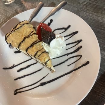 Crust Simply Italian - Chocolate & Peanut Butter Cake - Pizza Near Me - Gilbert, Arizona Crust Simply Italian - Chocolate & Peanut Butter Cake - Pizza Near Me - Gilbert, Arizona