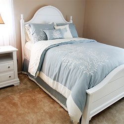 Holiday Gate Apartments - Bedroom - Holiday Gate Apartments