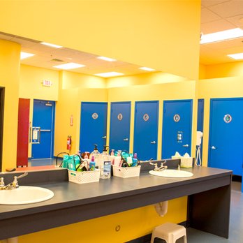 Aqua-Tots Swim School Murphy - Swimming Lessons/Schools Near Me - Murphy, Texas