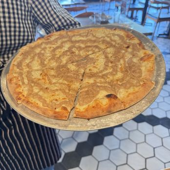 Delucca Gaucho Pizza & Wine Fort Worth - Alliance Town Center - Banana Flambe dessert pizza - Pizza Near Me - Fort Worth, Texas Delucca Gaucho Pizza & Wine Fort Worth - Alliance Town Center - Banana Flambe dessert pizza - Pizza Near Me - Fort Worth, Texas