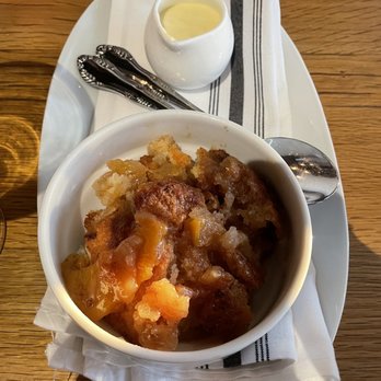 Primrose Table - Mama Mary's Cobbler dessert - Desserts Near Me - Murfreesboro, Tennessee