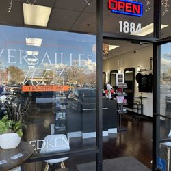 88 West Salon & Lounge - Main entrance of Versailles West