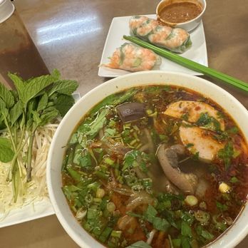 Que Huong Restaurant - 48. Bun Bo Hue - Vietnamese Near Me - Phoenix, Arizona