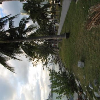 South Pointe Park - Parks Near Me - Miami Beach, Florida