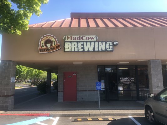 MadCow Brewing Co. by null