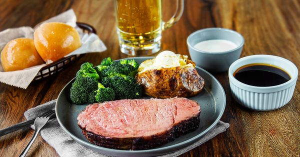 Logan's Roadhouse by null