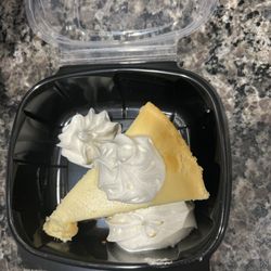 Piesano's Stone Fired Pizza - Southern Trace - Yummy NY style cheesecake;)