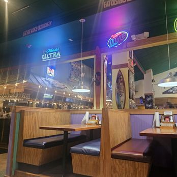 Pinchers - Inside area - Seafood Near Me - Fort Myers, Florida Pinchers - Inside area - Seafood Near Me - Fort Myers, Florida