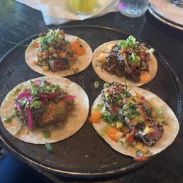 2 Taco of the month (seared tuna - hardly any flavor), 1 porky taco (decent flavor). 1 Beef barbacoa taco (delicious!! Packed with flavor) 2 Taco of the month (seared tuna - hardly any flavor), 1 porky taco (decent flavor). 1 Beef barbacoa taco (delicious!! Packed with flavor)