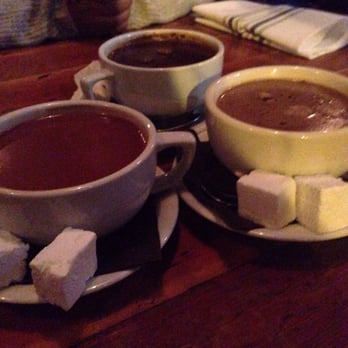Mindy's Bakery - Desserts Near Me - Chicago, Illinois