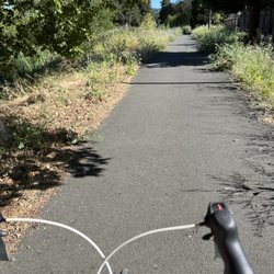 Pinole Creek Trail