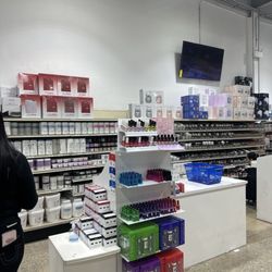 Lee Nail Supply