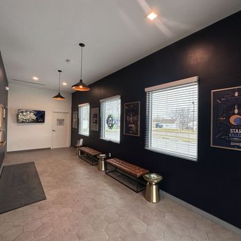 Key Cannabis Dispensary Cameron - Key Cannabis Dispensary Cameron Interior - Cannabis Dispensaries Near Me - Cameron, Missouri Key Cannabis Dispensary Cameron - Key Cannabis Dispensary Cameron Interior - Cannabis Dispensaries Near Me - Cameron, Missouri