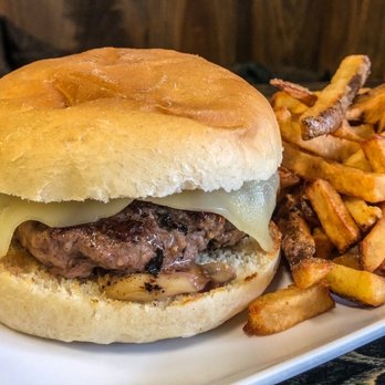 Ben Franklins Taproom and Grille - McConnell's Mills Mushroom Burger - American Near Me - New Castle, Pennsylvania