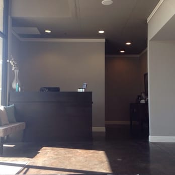 E & C Salon - Reception - Hair Salons Near Me - Fresno, California