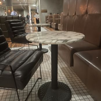 Echo & Rig - Lobby area - Steakhouses Near Me - Sacramento, California